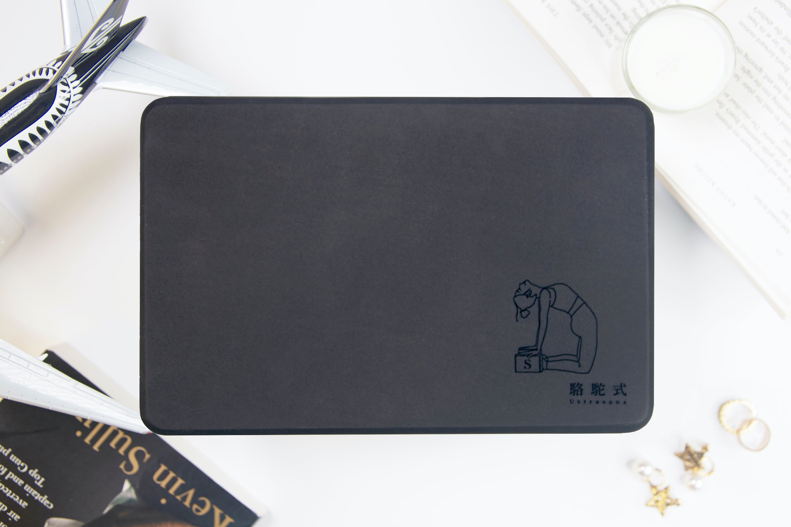 獨家手繪訂製系列┃高密度伴你成長瑜伽磚(具墨黑 Ink Black)